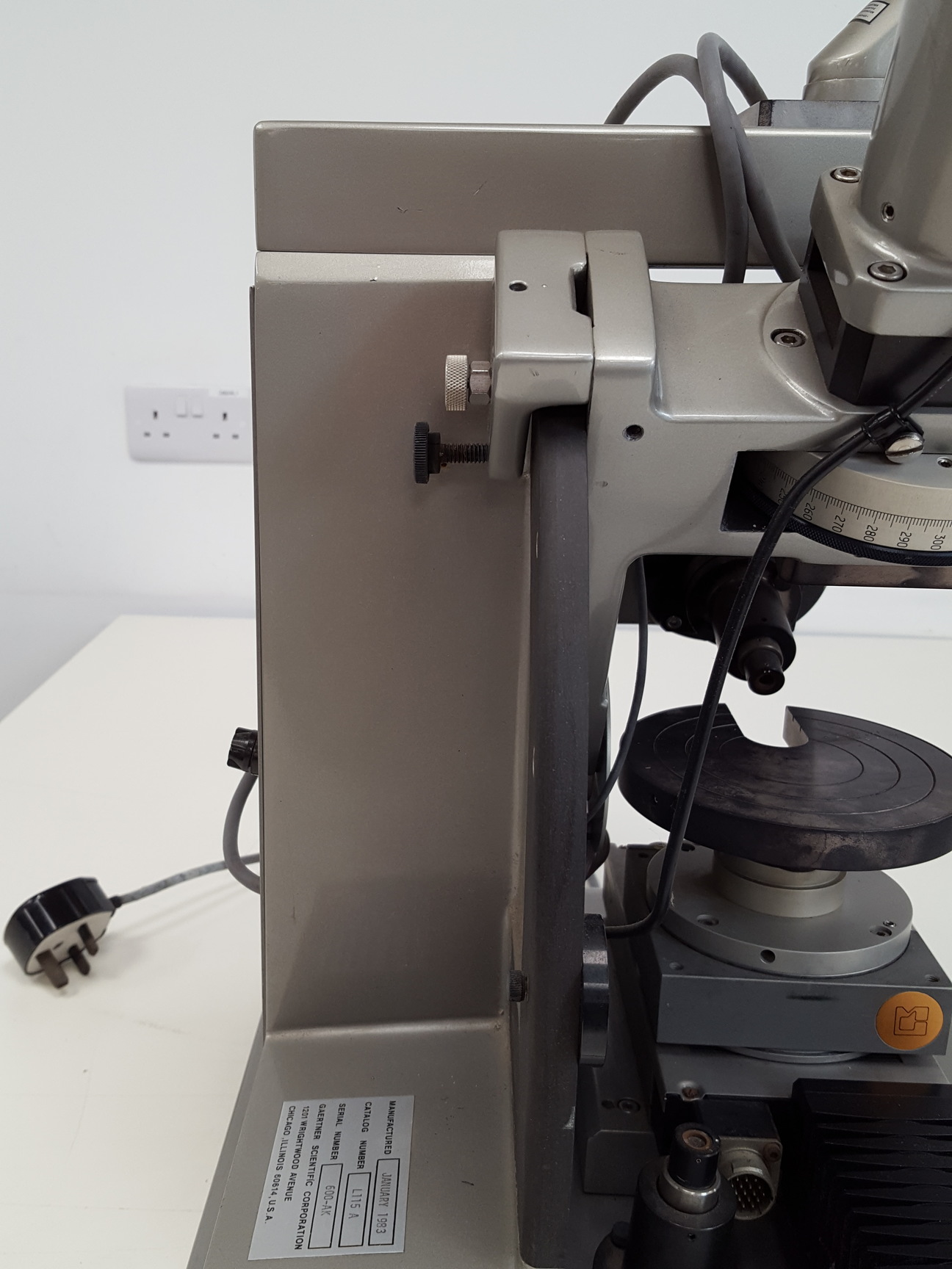 Image of Gaertner Auto Gain Ellipsometer L116B System w/ Hewlett Packard 9826 Computer