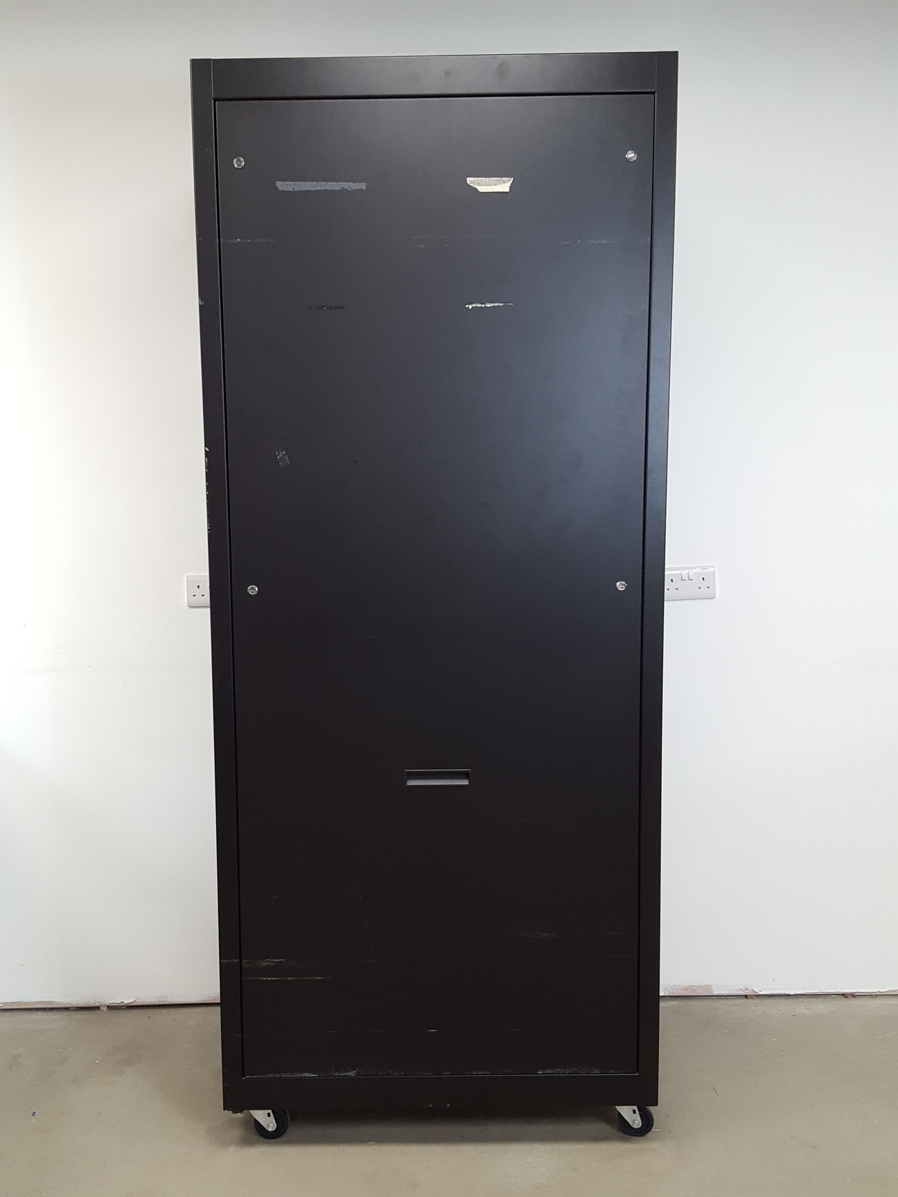 Image of 2 x Hammond Manufacturing 44U 19" Server Rackmount Cabinets