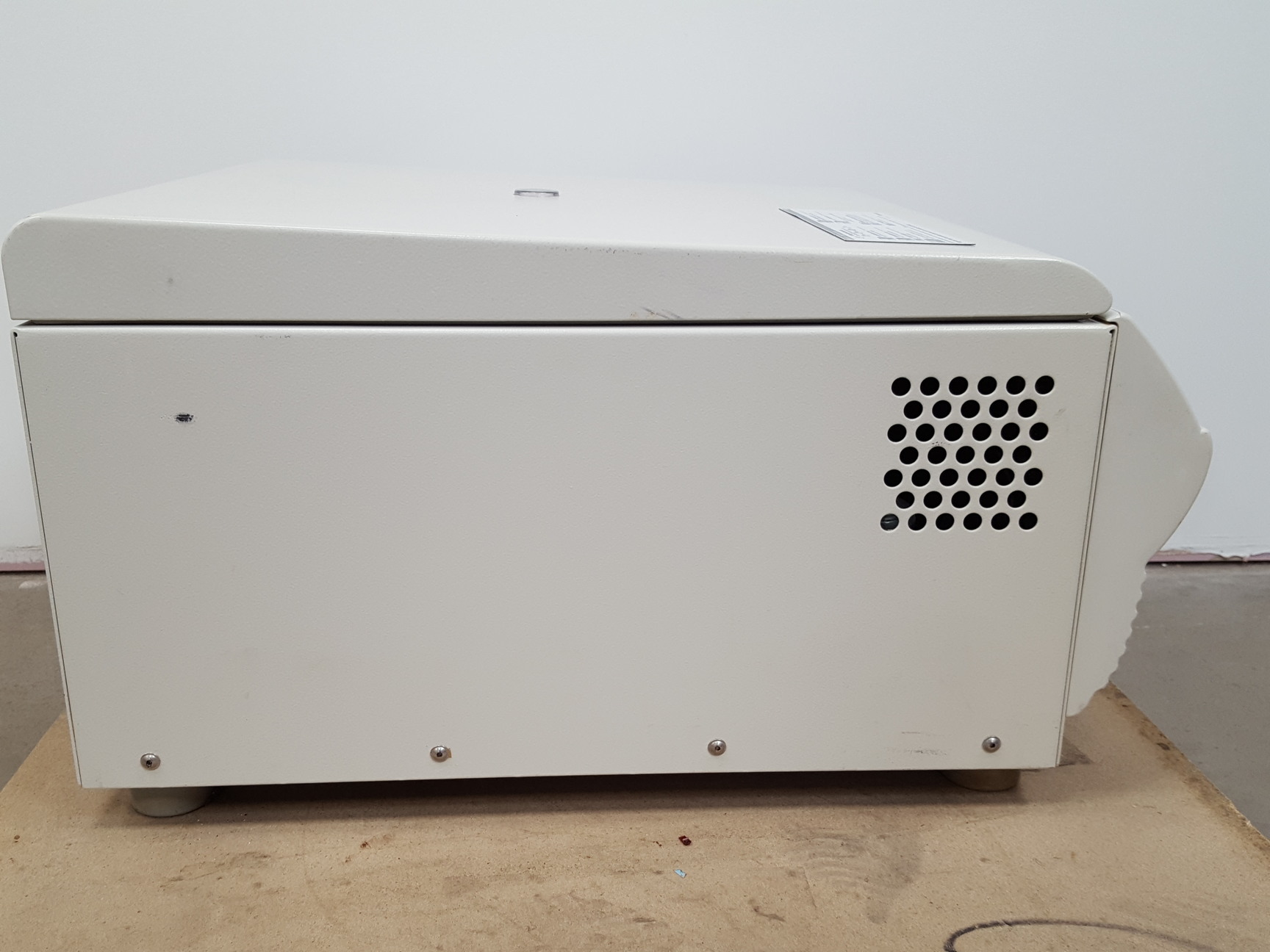 Image of Thermo Scientific Heraeus Multifuge 3SR+ Benchtop Centrifuge Lab