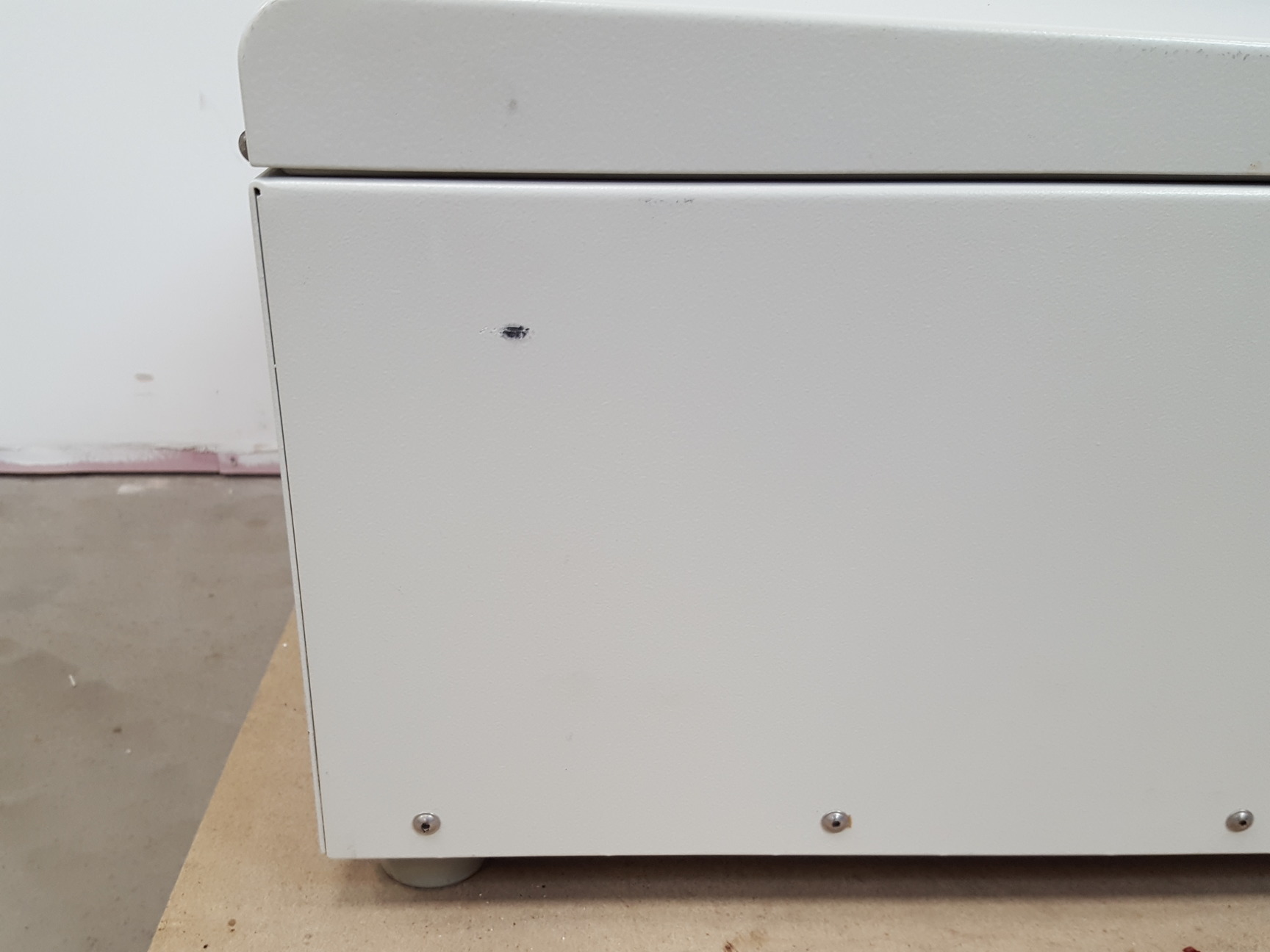 Image of Thermo Scientific Heraeus Multifuge 3SR+ Benchtop Centrifuge Lab