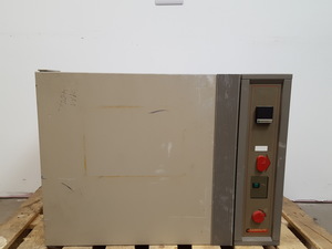 Thumbnail image of Carbolite Bench-Top Laboratory Oven Model PF60 Lab Spares / Repairs