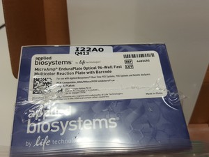 Thumbnail image of Applied Biosystems 7500 FAST Real-Time PCR System w/ PC & Software Lab 