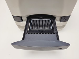 Thumbnail image of Applied Biosystems 7500 FAST Real-Time PCR System w/ PC & Software Lab 