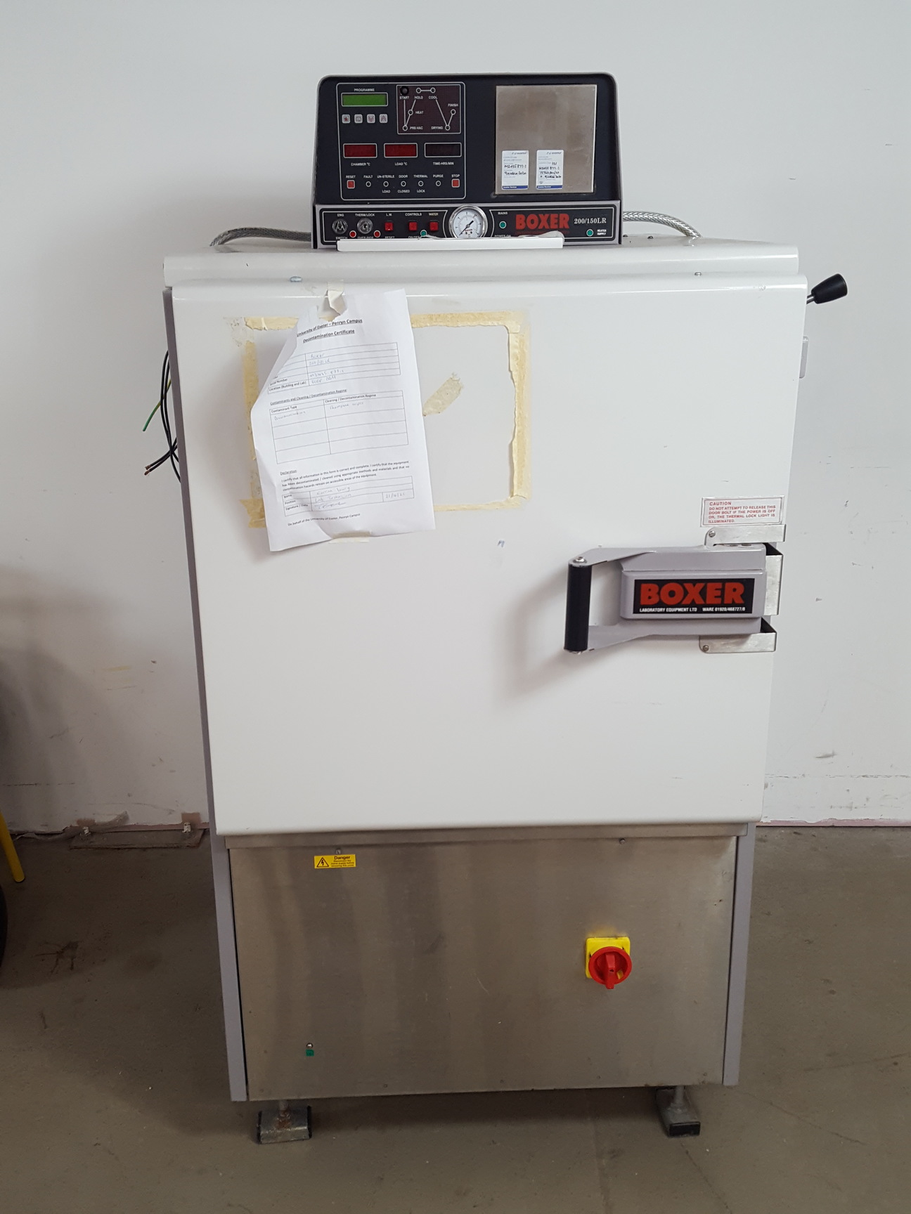 Boxer Autoclave 200/150LR Leaking