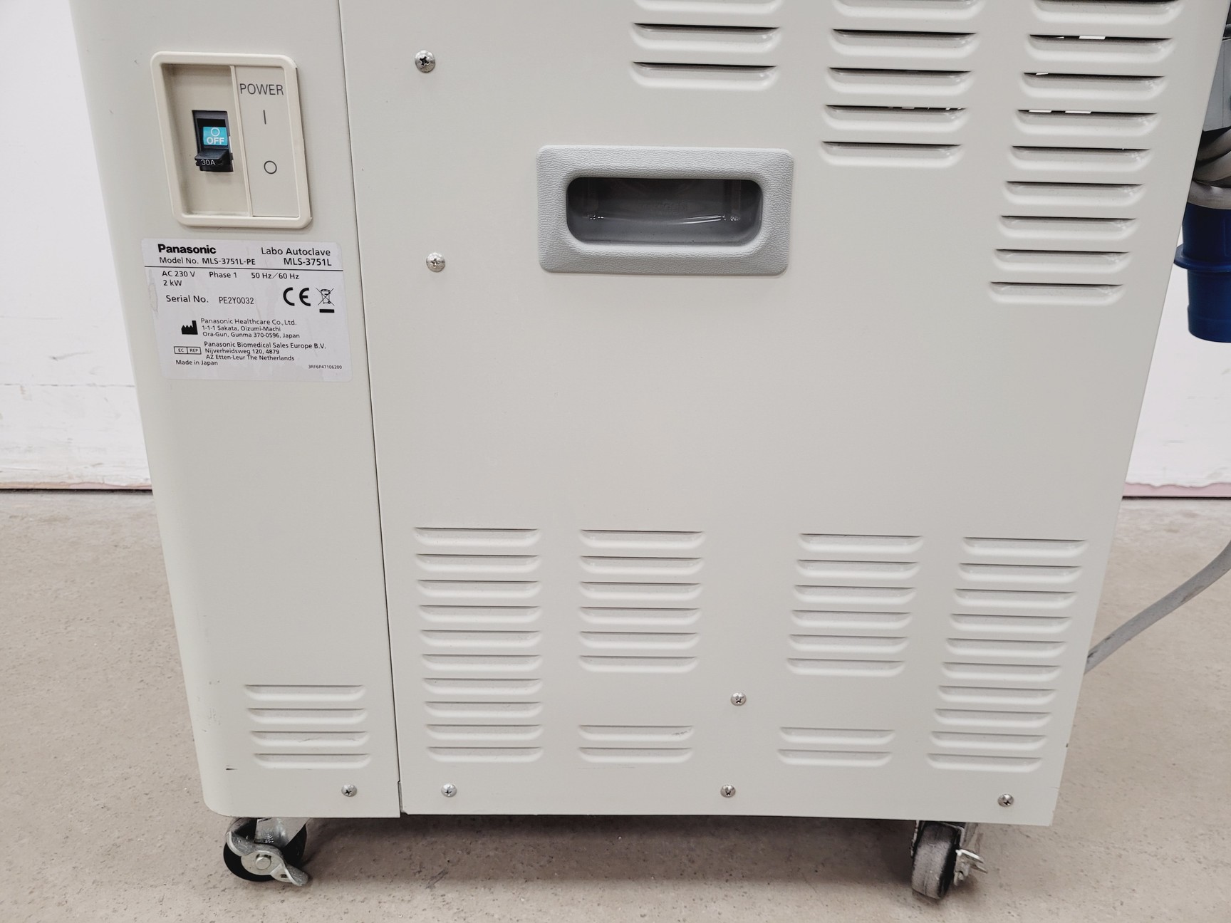 Image of Panasonic MLS-3751L High Pressure Steam Top-Loading Autoclave Lab