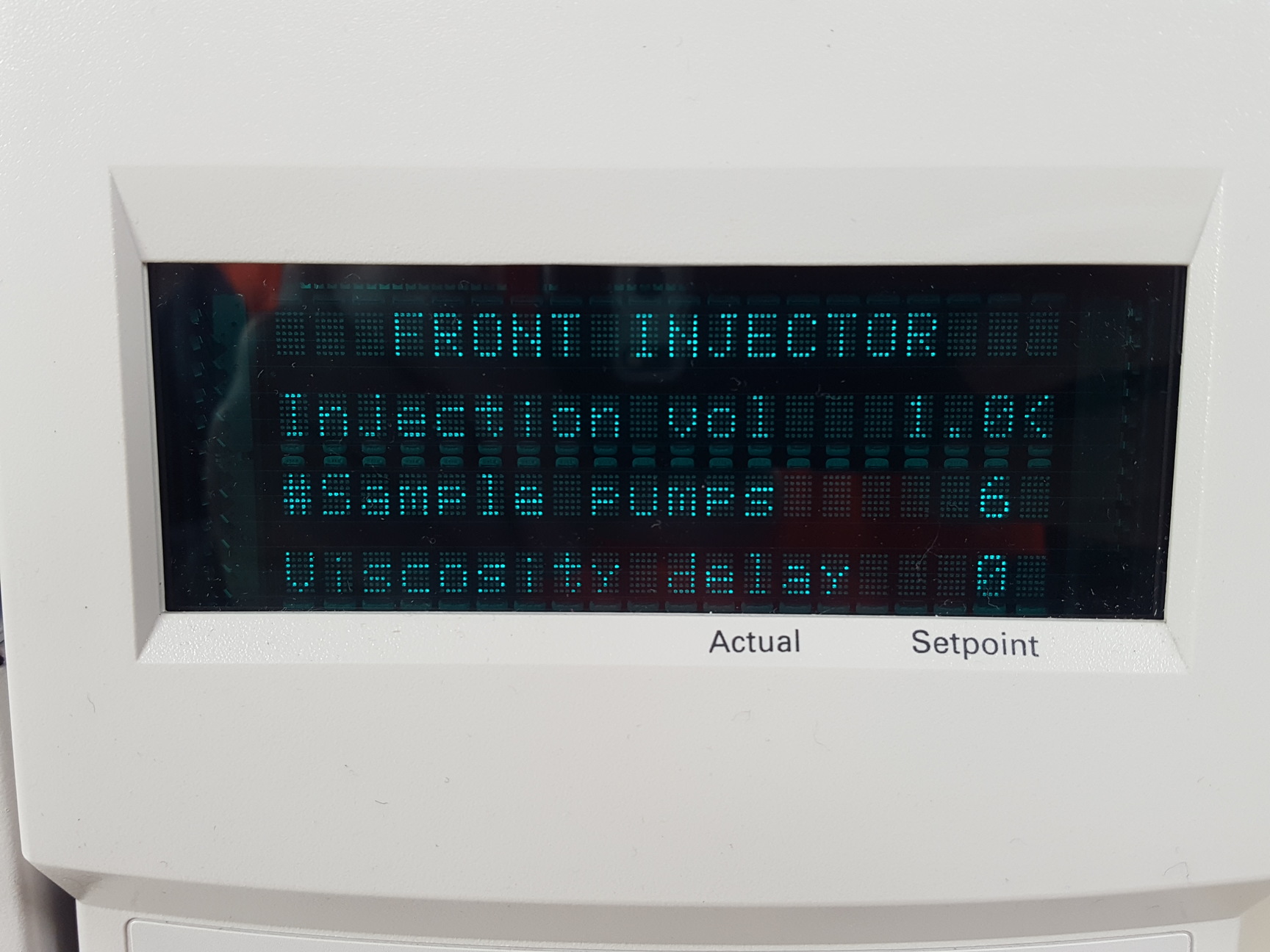 Image of Agilent Network GC System Gas Chromatograph 6890N + Software - 7683B G2913A  Lab