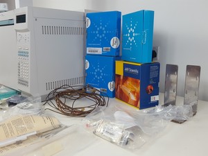 Thumbnail image of Agilent Network GC System Gas Chromatograph 6890N + Software - 7683B G2913A  Lab