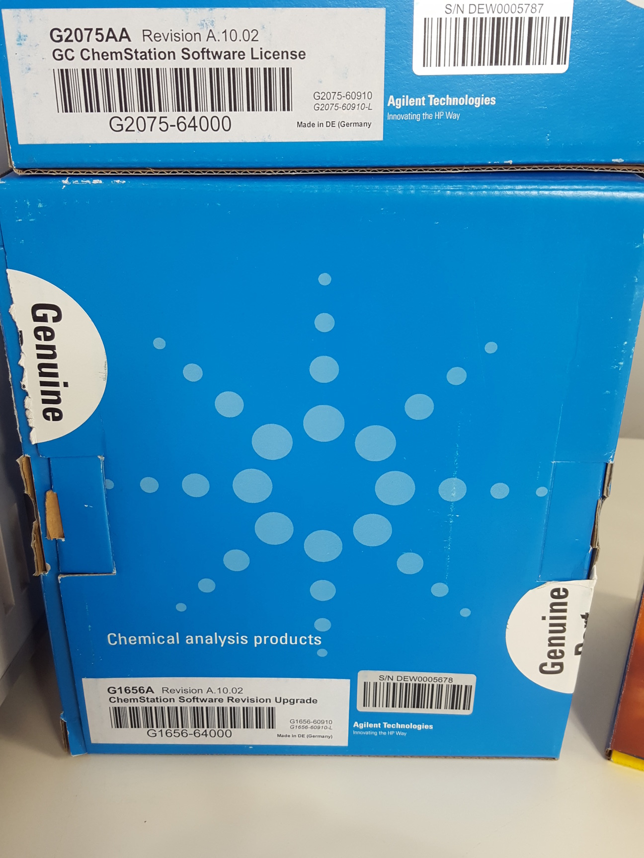 Image of Agilent Network GC System Gas Chromatograph 6890N + Software - 7683B G2913A  Lab