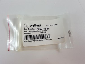 Thumbnail image of Agilent Network GC System Gas Chromatograph 6890N + Software - 7683B G2913A  Lab