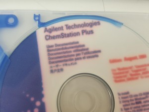 Thumbnail image of Agilent Network GC System Gas Chromatograph 6890N + Software - 7683B G2913A  Lab