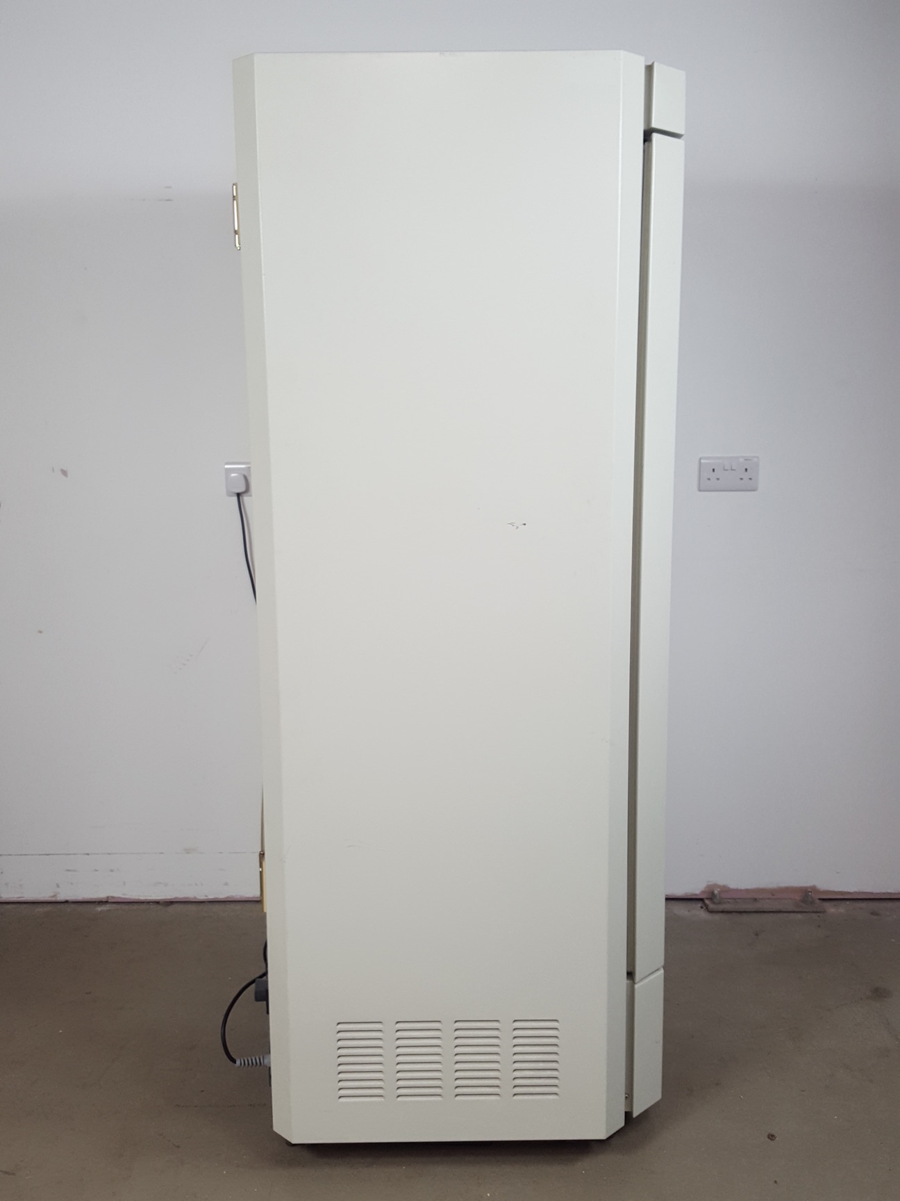 Image of Sanyo MLR-350  Growth Cabinet - Environmental Test Chamber Lab