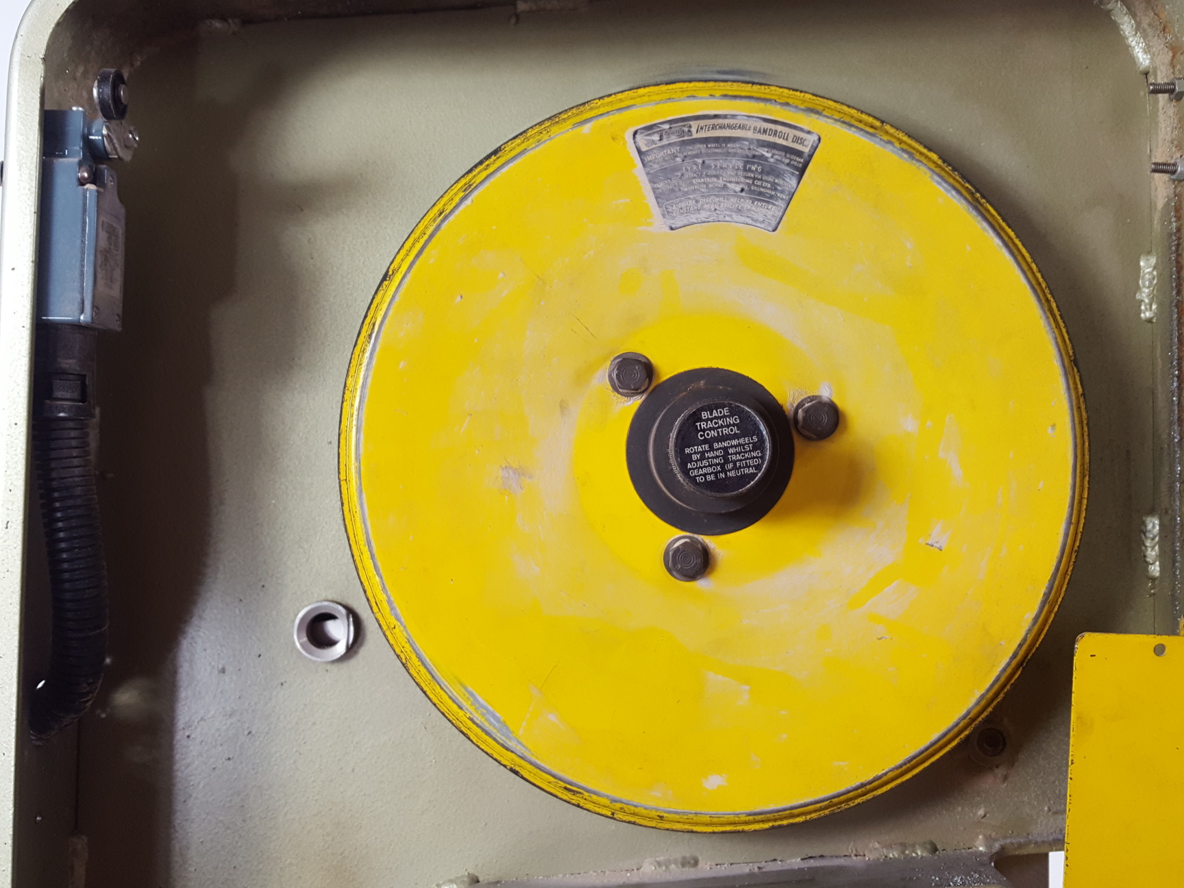 Image of Startrite Vertical Band Saw Bandit 10 PN 1024527 with 2 x Saw Blades