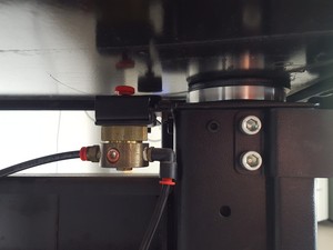 Thumbnail image of TMC Model 63-554 Vibration Isolation Optical Table with Faraday Cage Lab