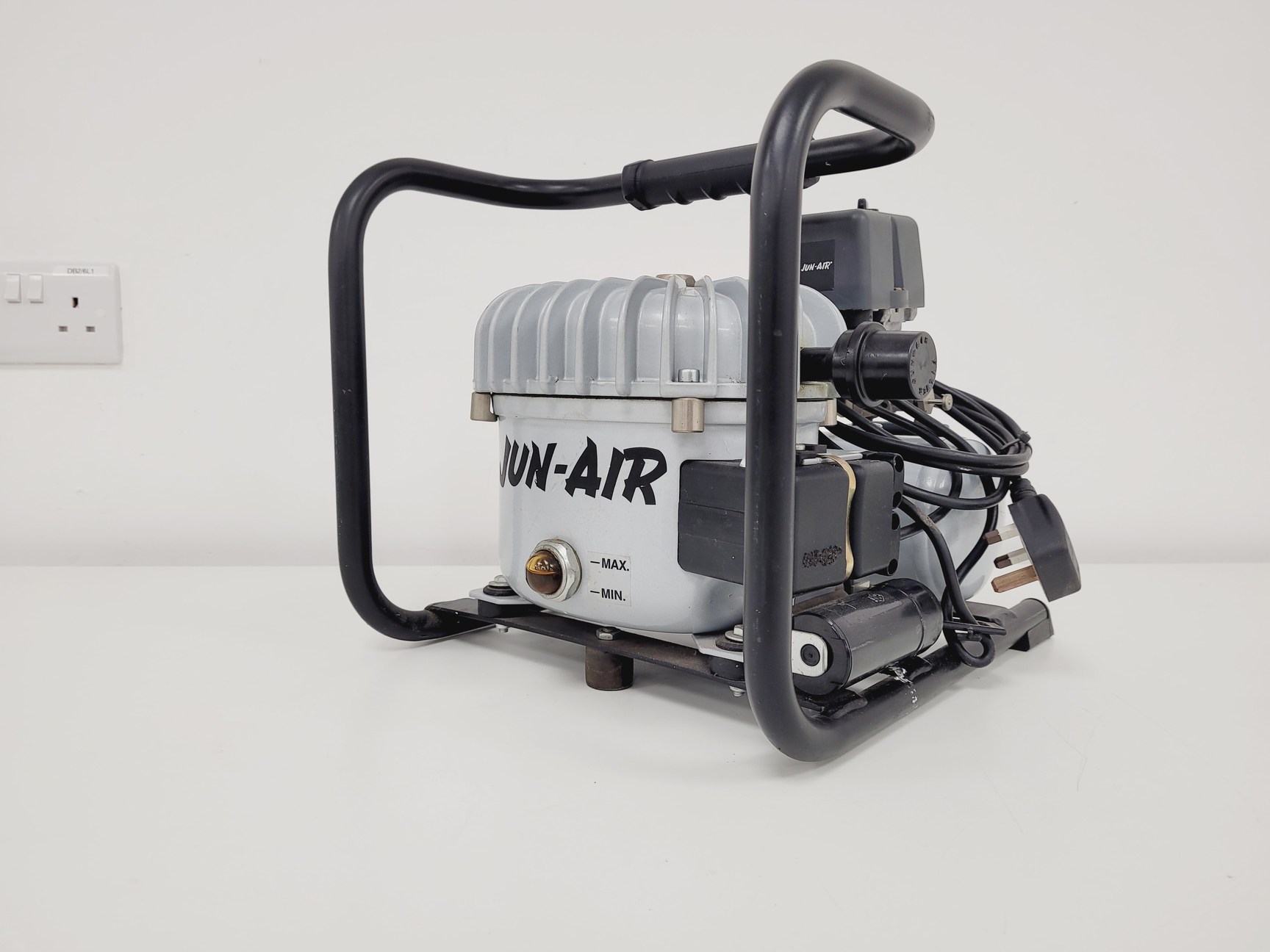 Image of Jun-Air MINOR Model 3 12 bar Air Compressor (1997)