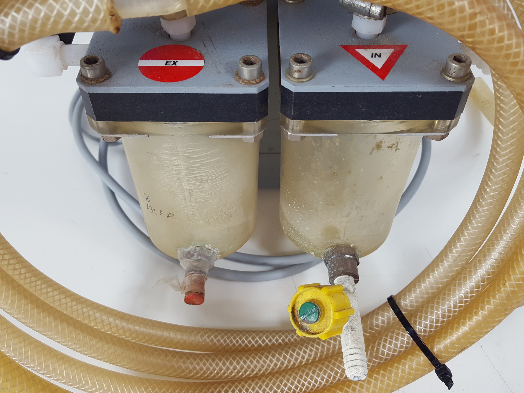 Image of Vacuubrand Diaphragm Vacuum Pump Type MZ 2C Lab
