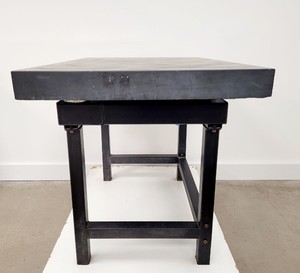 Thumbnail image of Ealing Vibration Isolation Table  Mod No. 2436575430 Lab