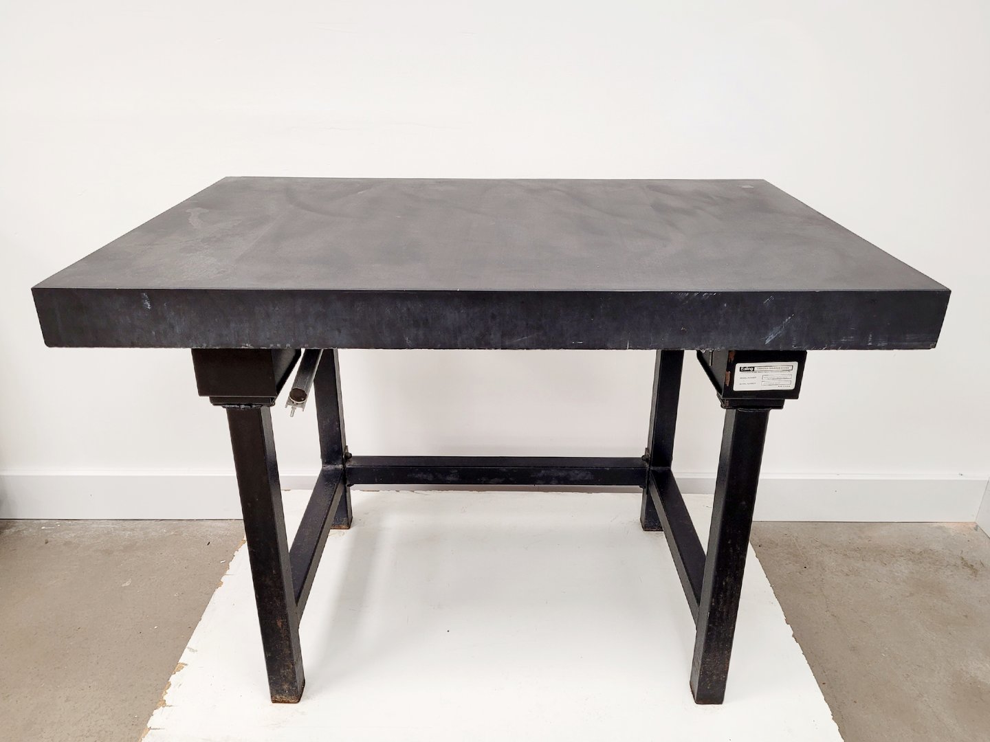 Image of Ealing Vibration Isolation Table  Mod No. 2436575430 Lab