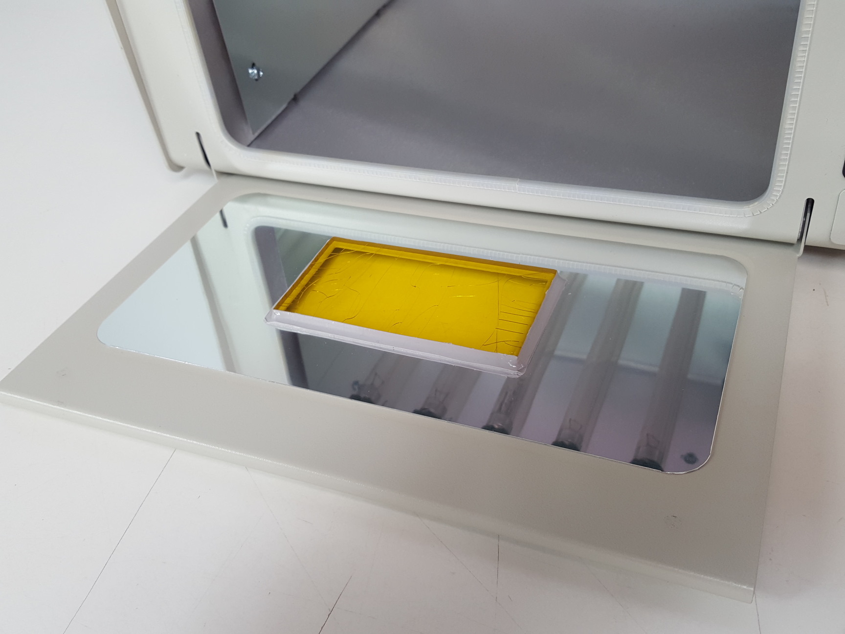 Image of UVP CL1000 Ultraviolet UV Crosslinker Lab