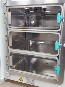 Thumbnail image of Heraeus Hera Cell 150 CO2 Laboratory Incubator Lab