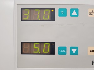 Thumbnail image of Heraeus Hera Cell 150 CO2 Laboratory Incubator Lab