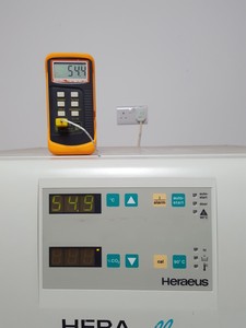Thumbnail image of Heraeus Hera Cell 150 CO2 Laboratory Incubator Lab