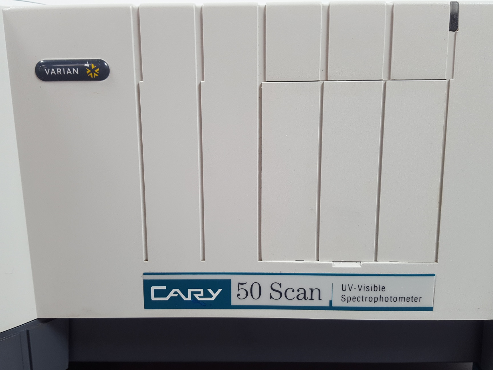 Image of Varian Cary 50 Scan UV Visible Spectrophotometer Lab