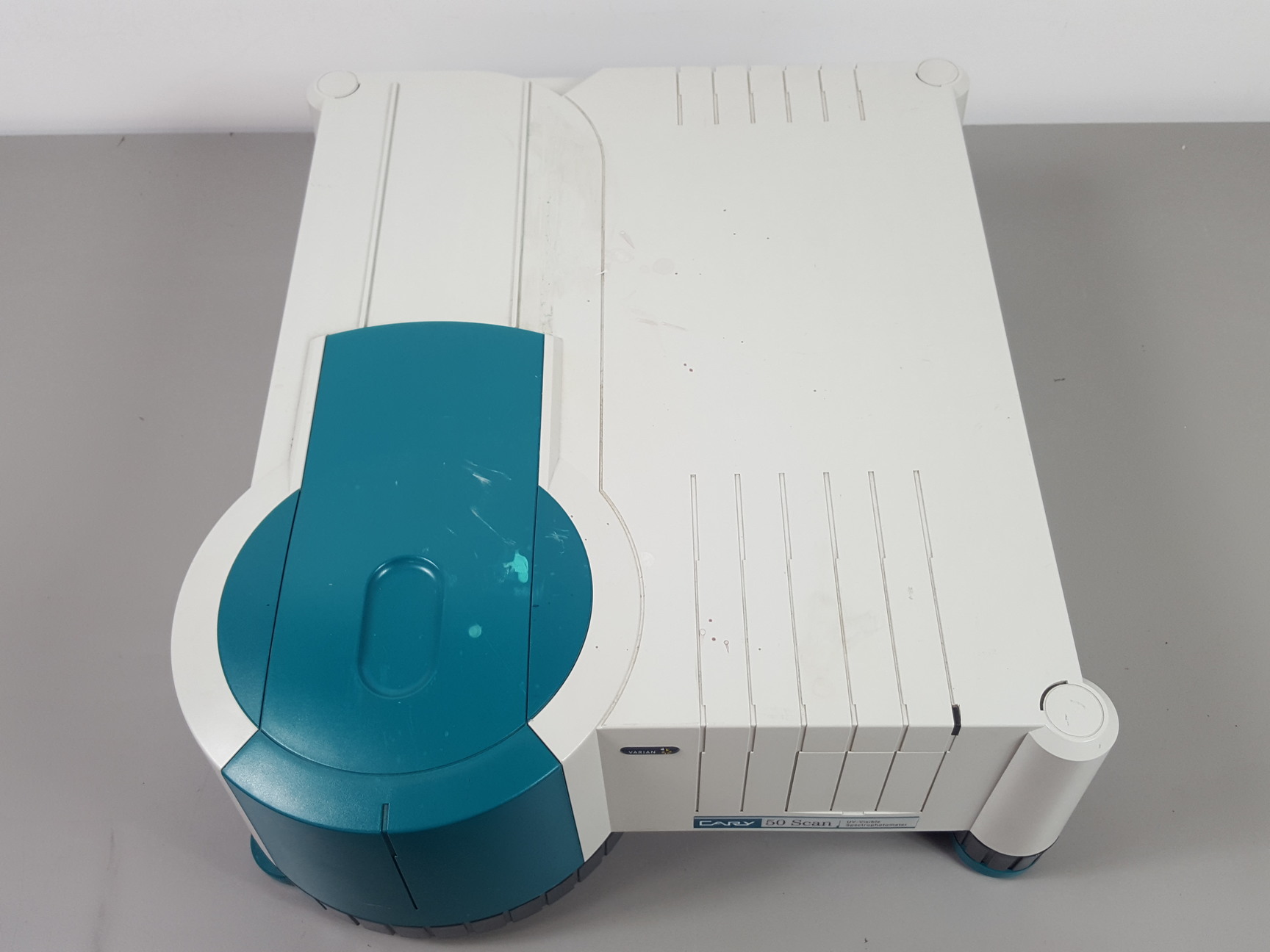 Image of Varian Cary 50 Scan UV Visible Spectrophotometer Lab