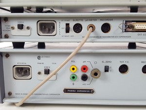 Thumbnail image of Radiometer Copenhagen ABU 80 Autoburette System, TTT 80 Titrator, PHM82 pH Meter