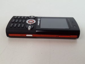 Thumbnail image of 100 x Sony Ericsson and Nokia Mobile Phones - 2730 Classic, V640i