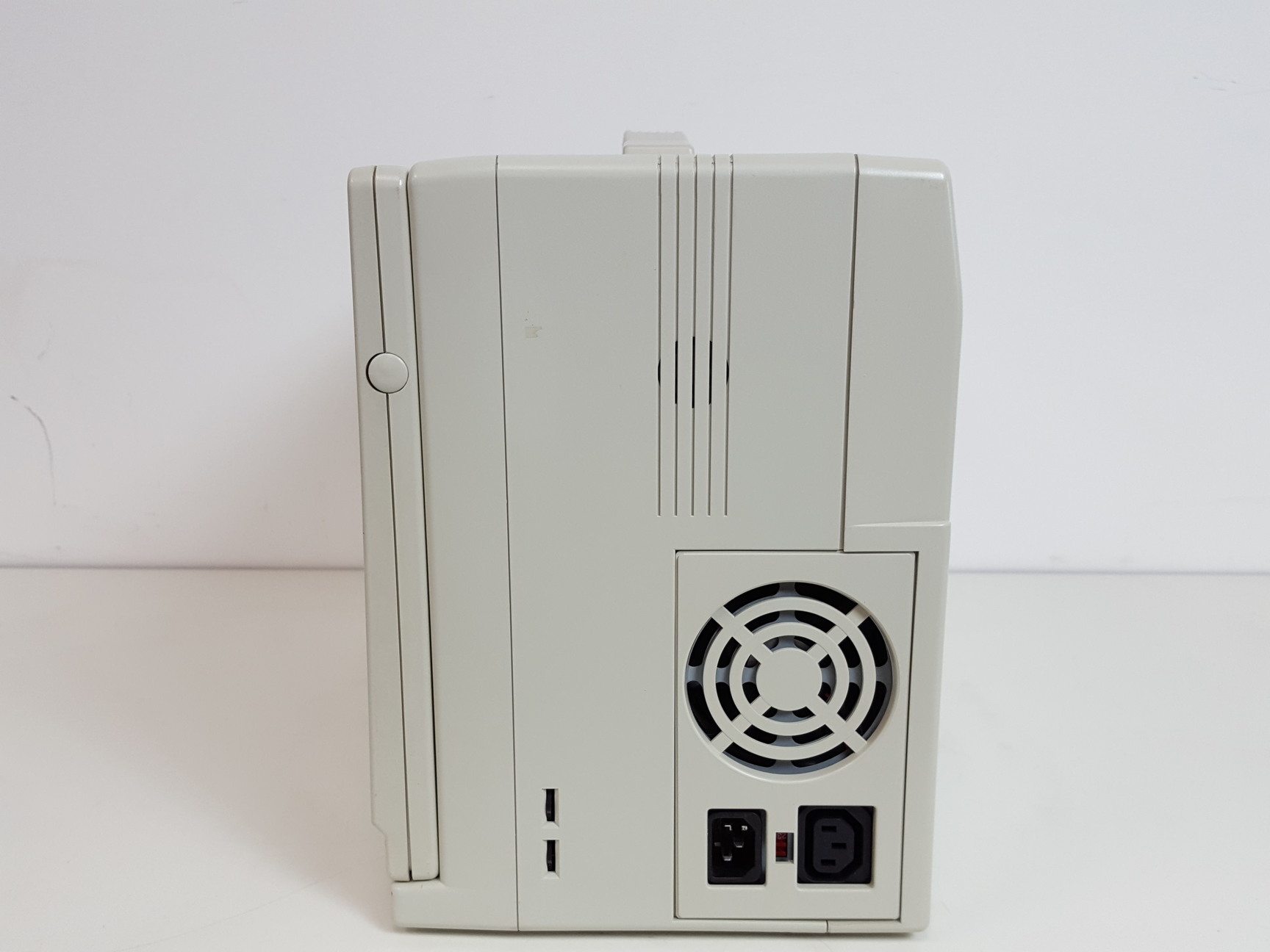 Image of 3 x Acme Portable T10-13 PCs, Filtrass 2001 and DOMED Blood Flow Monitors Lab