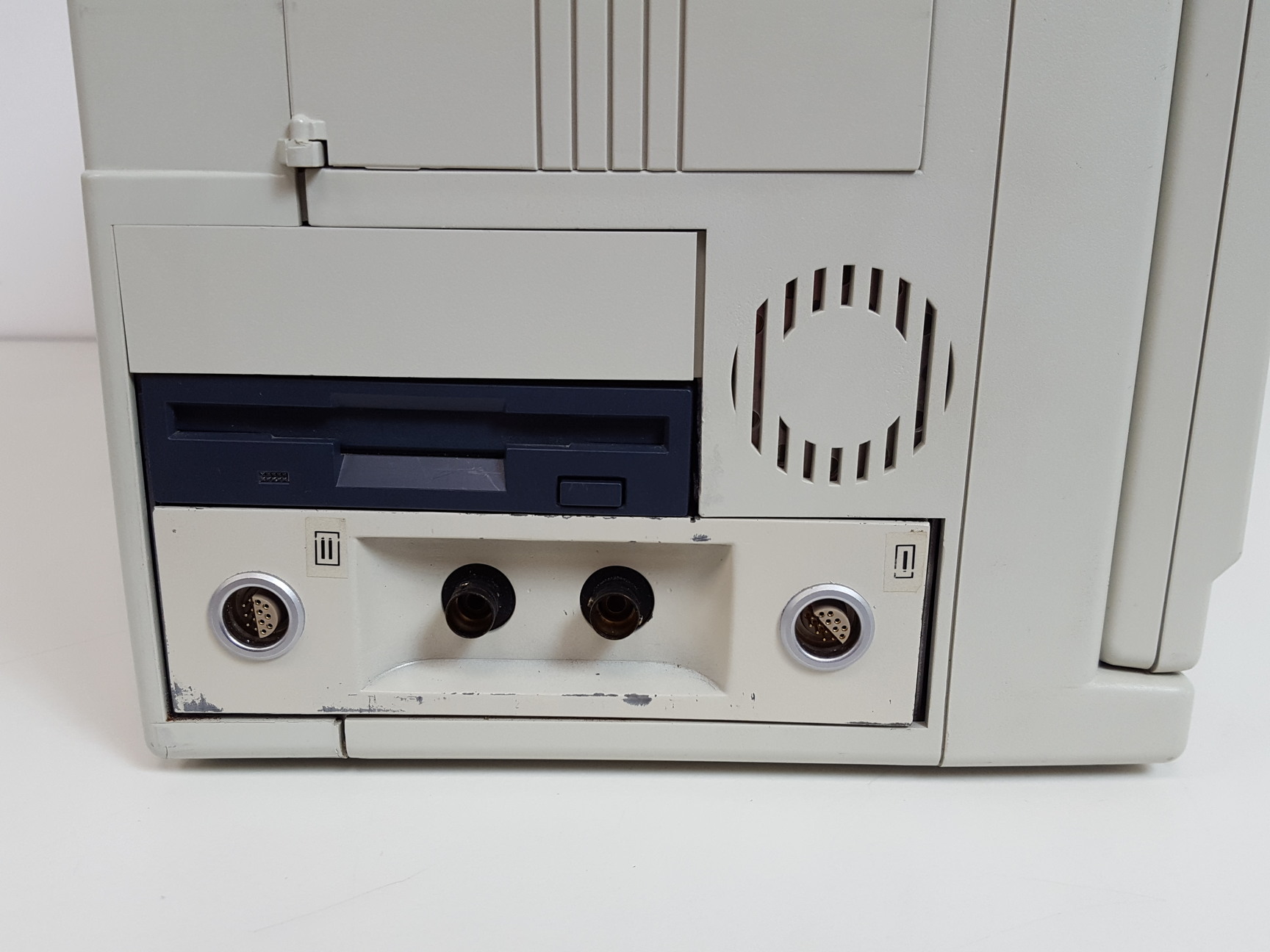 Image of 3 x Acme Portable T10-13 PCs, Filtrass 2001 and DOMED Blood Flow Monitors Lab
