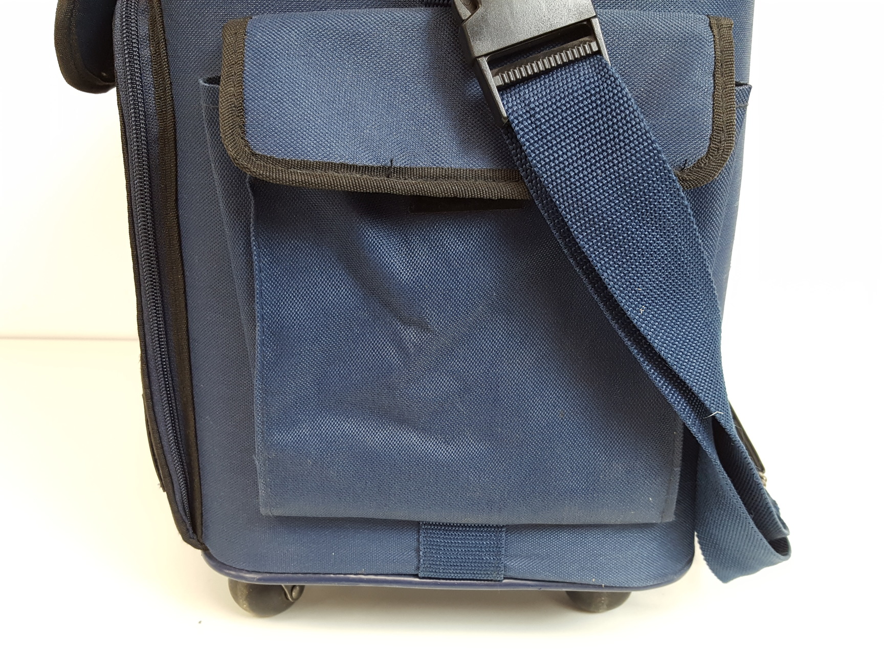 Image of 3 x Acme Portable T10-13 PCs, Filtrass 2001 and DOMED Blood Flow Monitors Lab