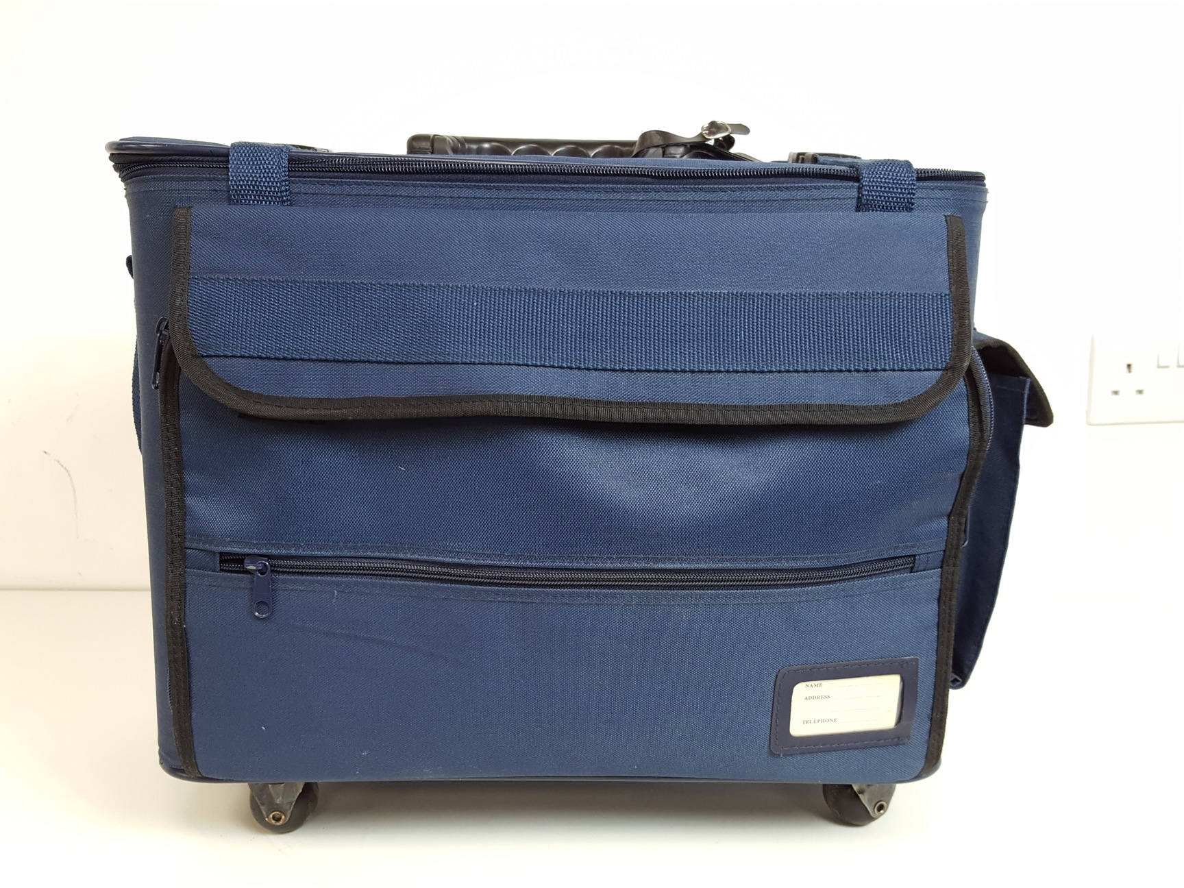 Image of 3 x Acme Portable T10-13 PCs, Filtrass 2001 and DOMED Blood Flow Monitors Lab