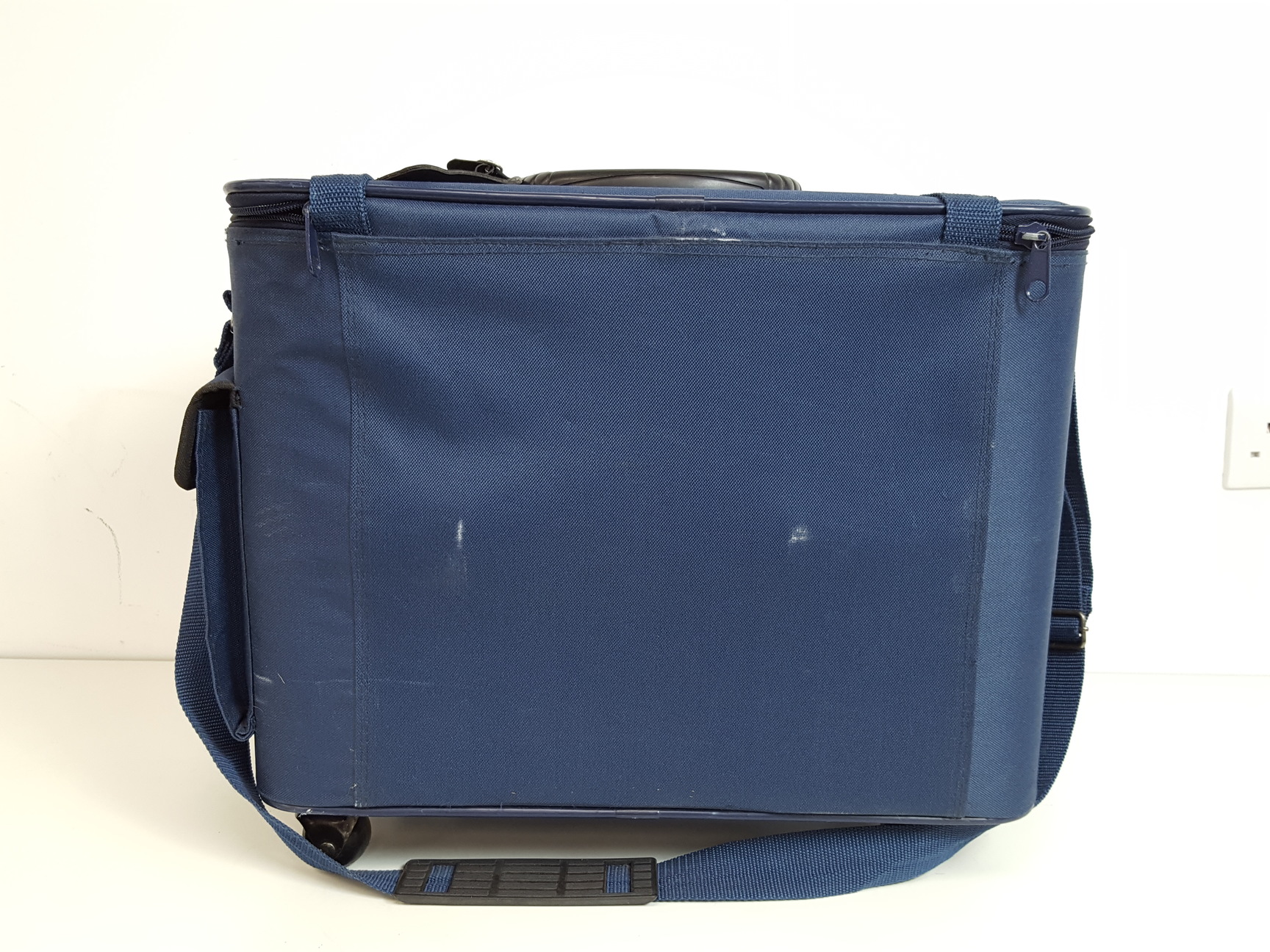 Image of 3 x Acme Portable T10-13 PCs, Filtrass 2001 and DOMED Blood Flow Monitors Lab