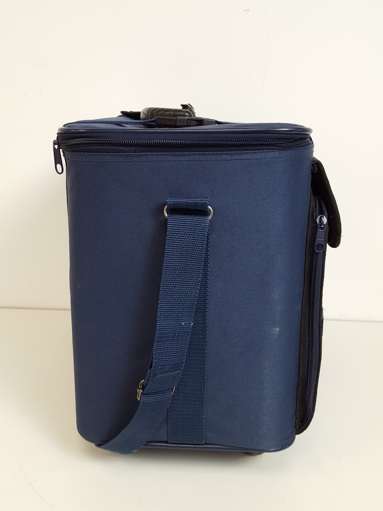 Image of 3 x Acme Portable T10-13 PCs, Filtrass 2001 and DOMED Blood Flow Monitors Lab
