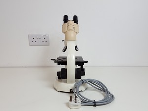 Thumbnail image of Zeiss KF2 Microscope with 4 x Objectives - Ph2  F40/0.65, Plan 40/0.65  160/0.17