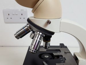 Thumbnail image of Zeiss KF2 Microscope with 4 x Objectives - Ph2  F40/0.65, Plan 40/0.65  160/0.17