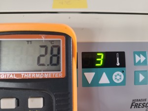Thumbnail image of Thermo  Heraeus Fresco 17 Benchtop Laboratory Centrifuge Lab