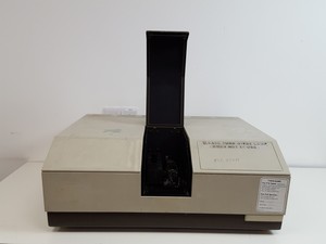 Thumbnail image of Perkin-Elmer Lambda 5 UV/VIS Spectrophotometer Lab