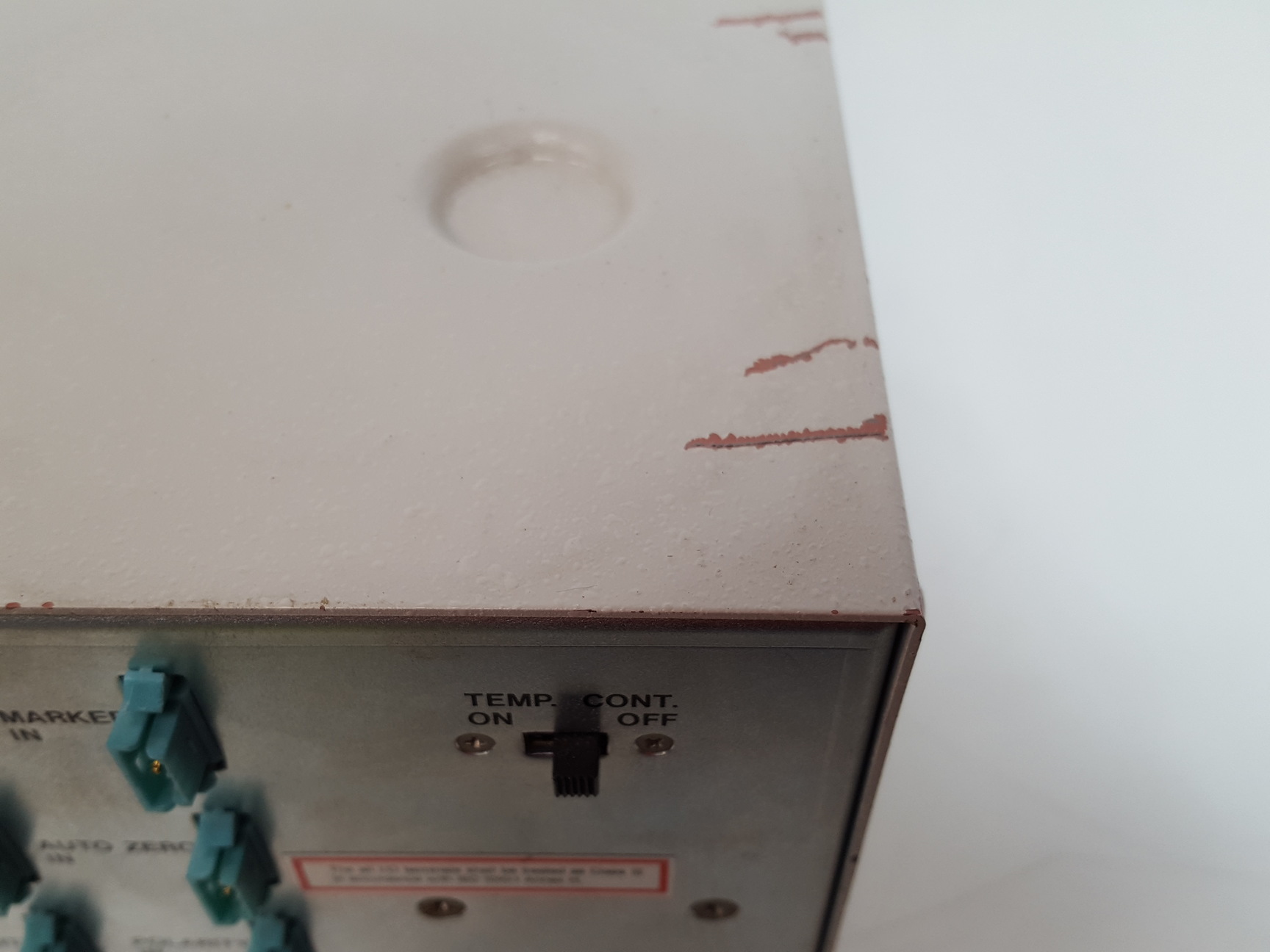 Image of Merck Lachrom Ri Detector Model: L-7490 for HPLC Lab