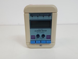 Thumbnail image of Metrohm KF 701 KF Titrino Titration Stand Stirrer System Lab