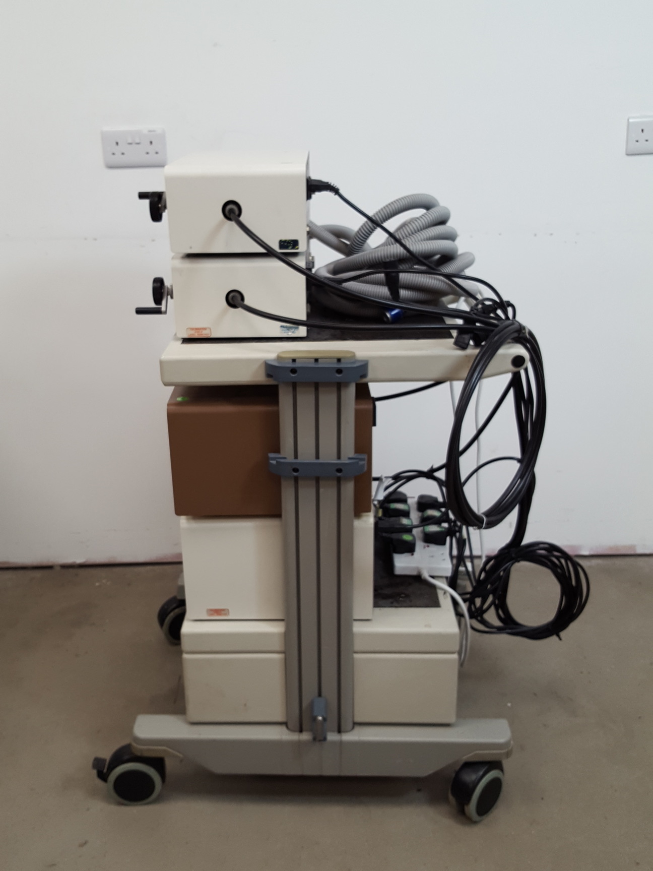Image of Hokanson E20 Rapid Cuff Inflator with AG-101 Source and EC 4 Plethysmograph Lab