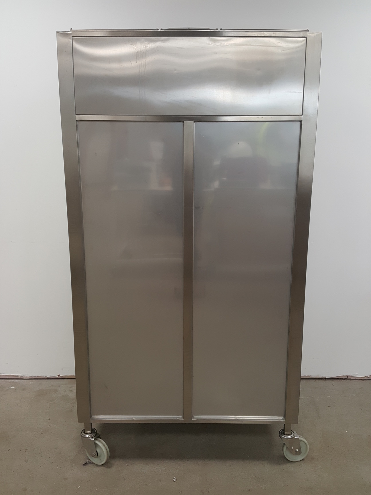 Image of Tecniplast Laminar Flow Ventilated Cabinet  Type - 9AV224N Lab H14 Filter