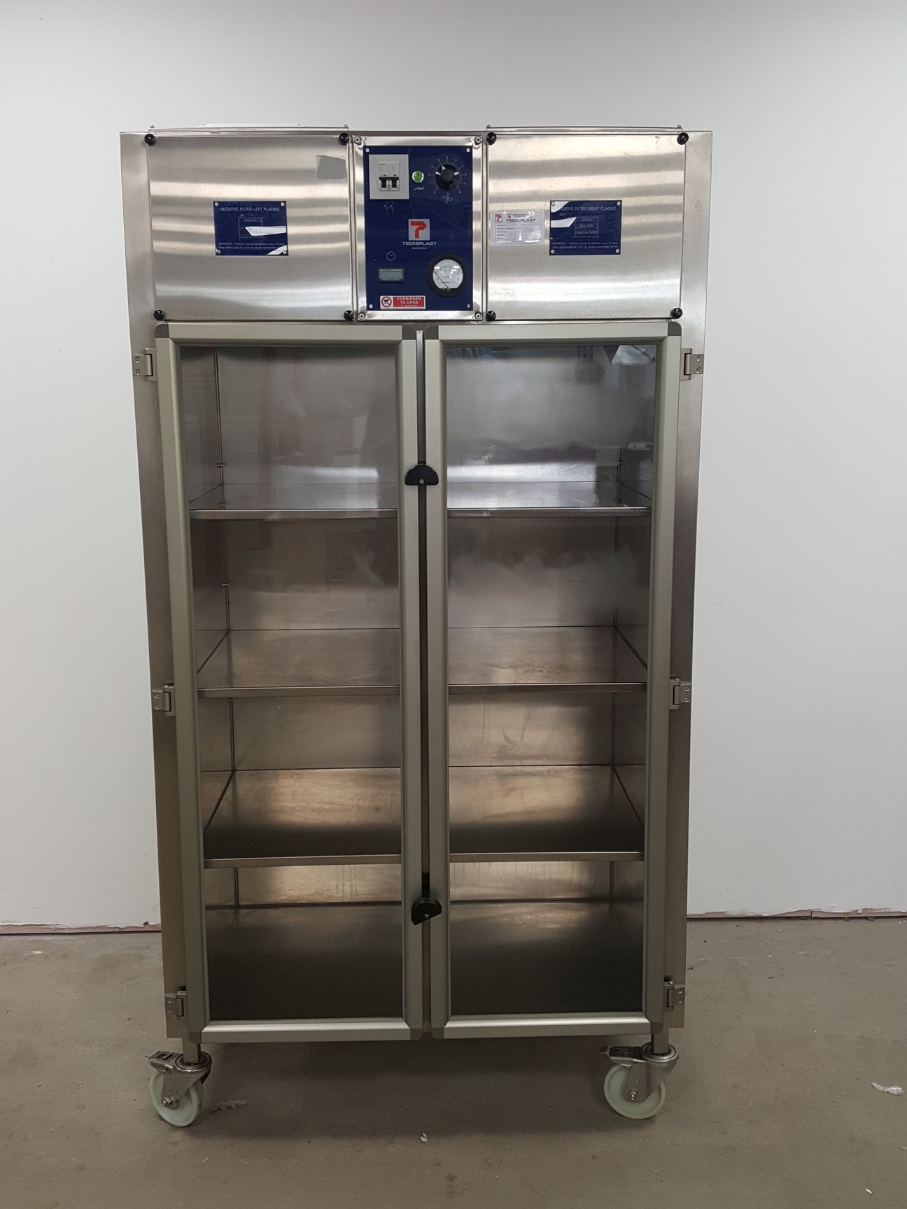 Image of Tecniplast Laminar Flow Ventilated Cabinet  Type - 9AV224N Lab H14 Filter