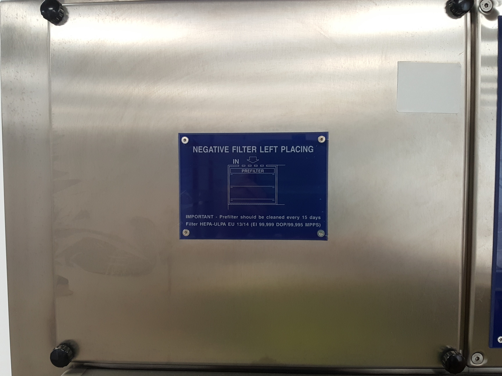 Image of Tecniplast Laminar Flow Ventilated Cabinet 9AV224N Lab H14 Filter