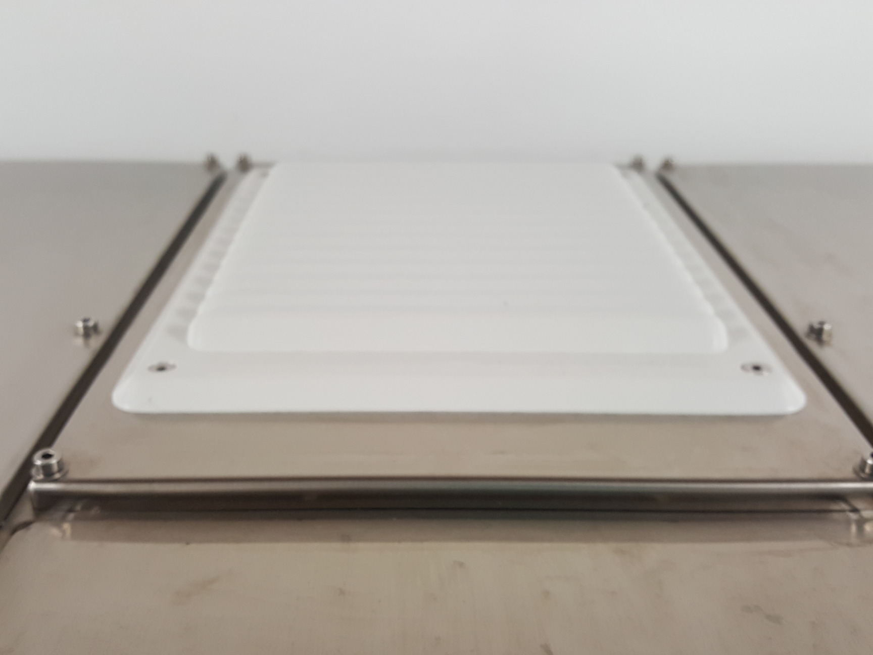 Image of Tecniplast Laminar Flow Ventilated Cabinet 9AV224N Lab H14 Filter