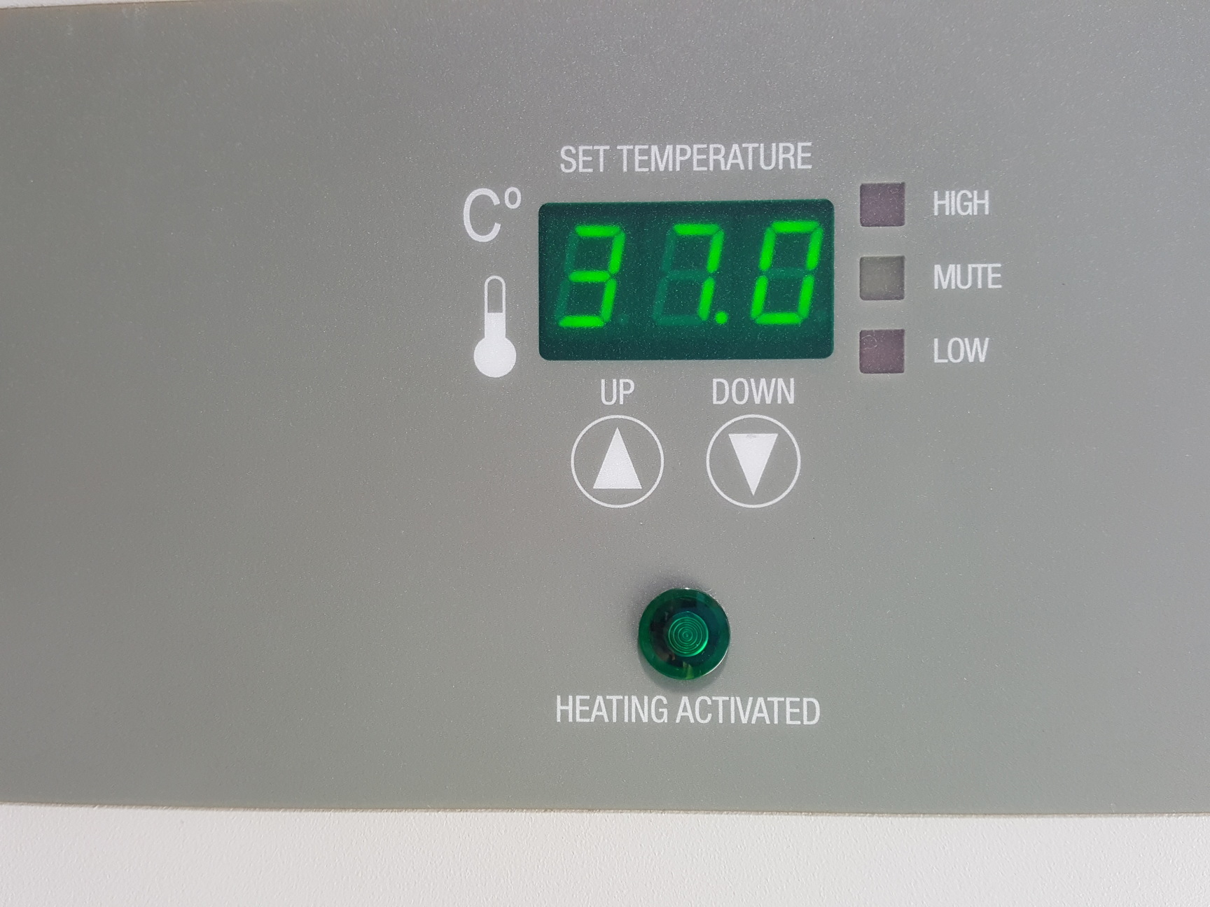 Image of Wheaton Science Products R2P Roller C02 Incubator Model no. I057606-D Lab