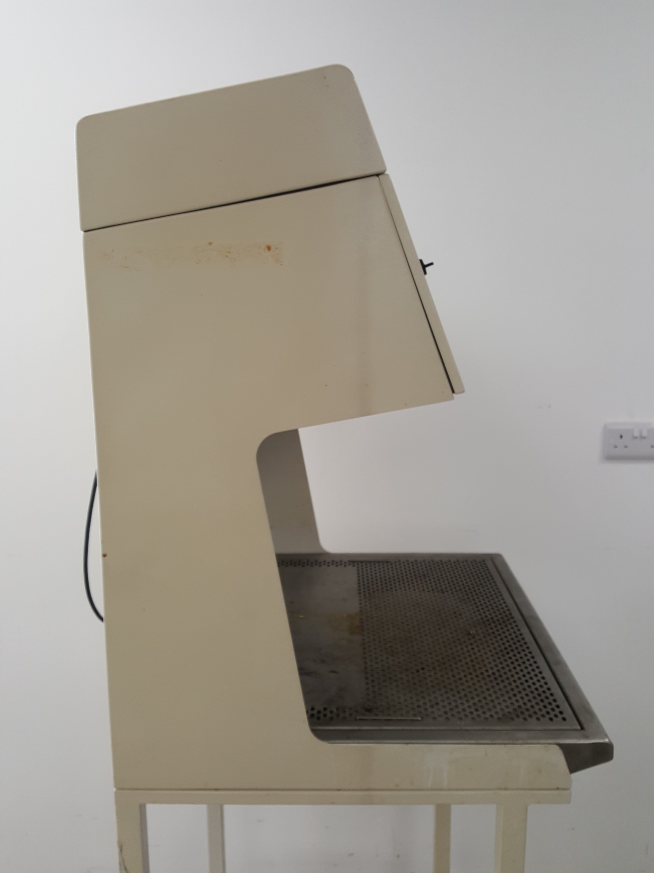 Image of Labcaire Downflow Station Ductless Fume Hood Model - WS-6 Lab
