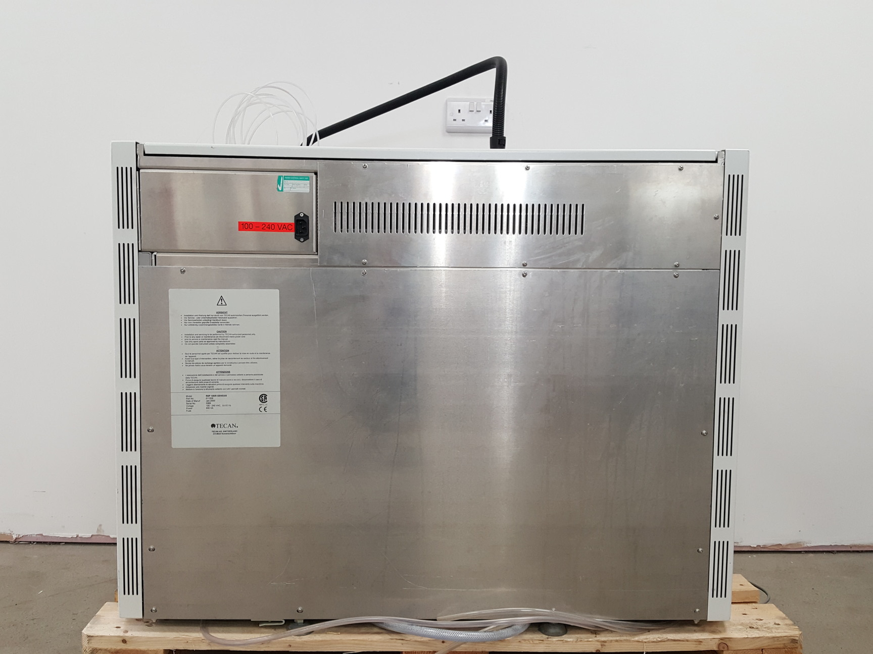 Image of Tecan Genesis RSP 100  Part no. 611208 Liquid Handling System Lab