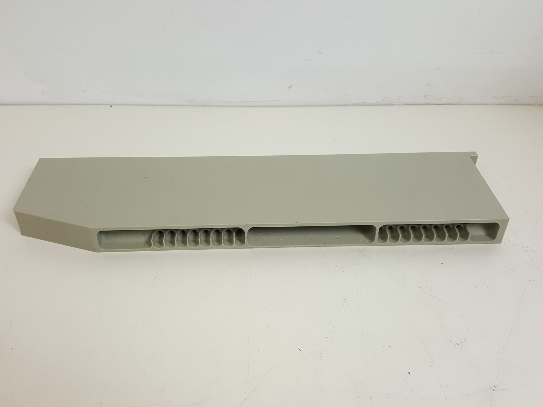 Image of Tecan Genesis RSP 100  Part no. 611208 Liquid Handling System Lab